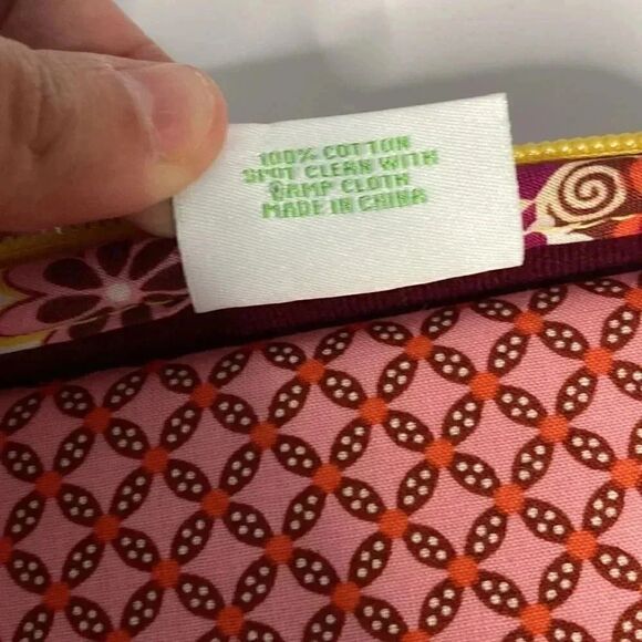 Vera Bradley Hard Shell Tablet Case - Picture 7 of 10